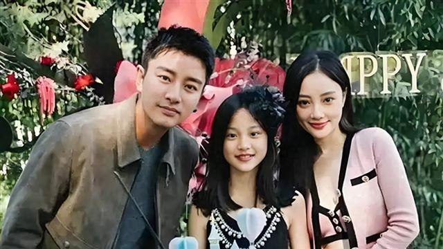 13岁甜馨开骂，杀伤力爆棚！网友：李小璐，你怎么把女儿养成这样