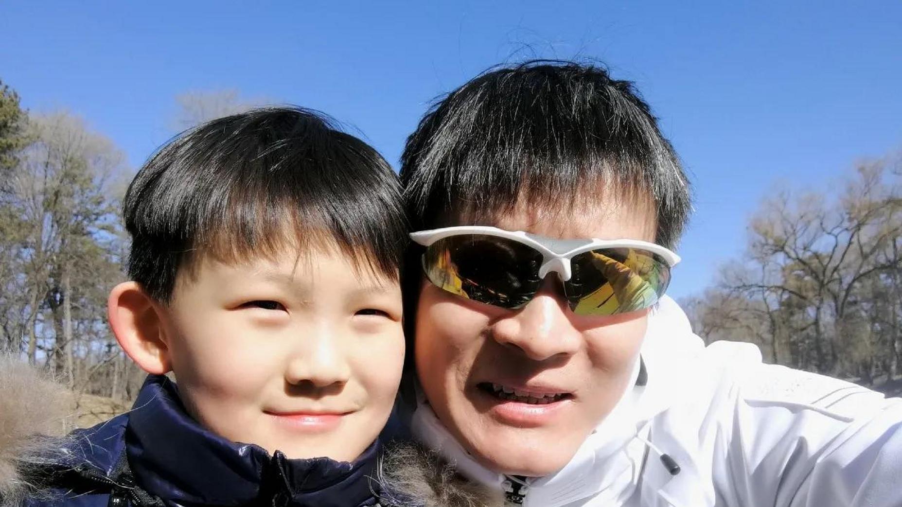 杨志刚与妻子20多年相守，铸就娱乐圈清流