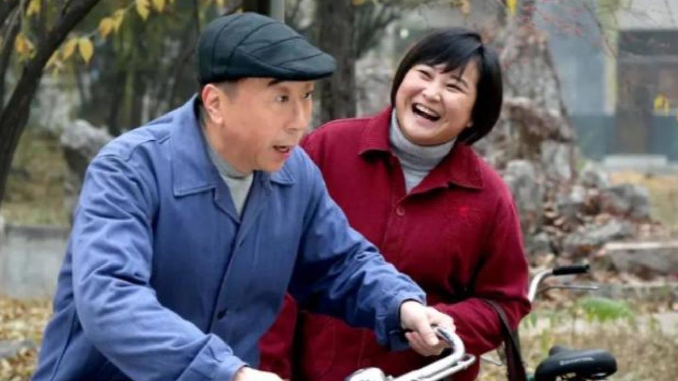 无缘春晚，被综艺“辞退”，解散公司，贾玲就这样把自己毁掉了？