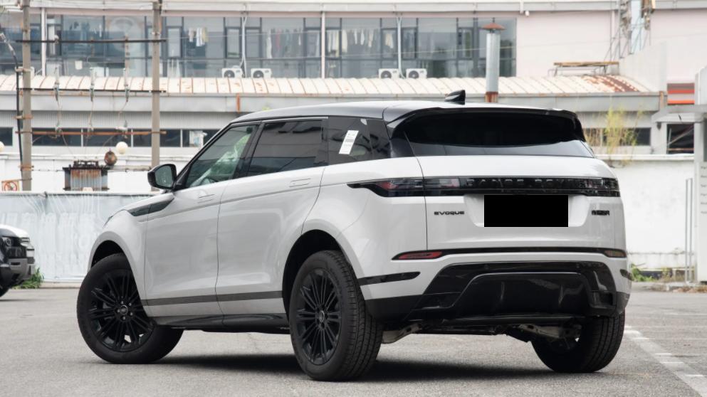 起售价42.98万，解读26款揽胜极光配置差异，选哪款合适？