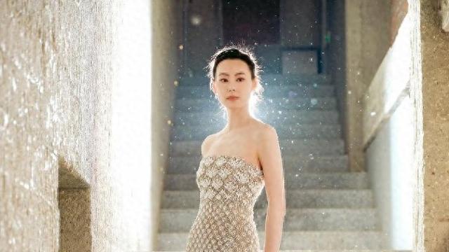 6月23日，是女星梁洛施的37岁生日