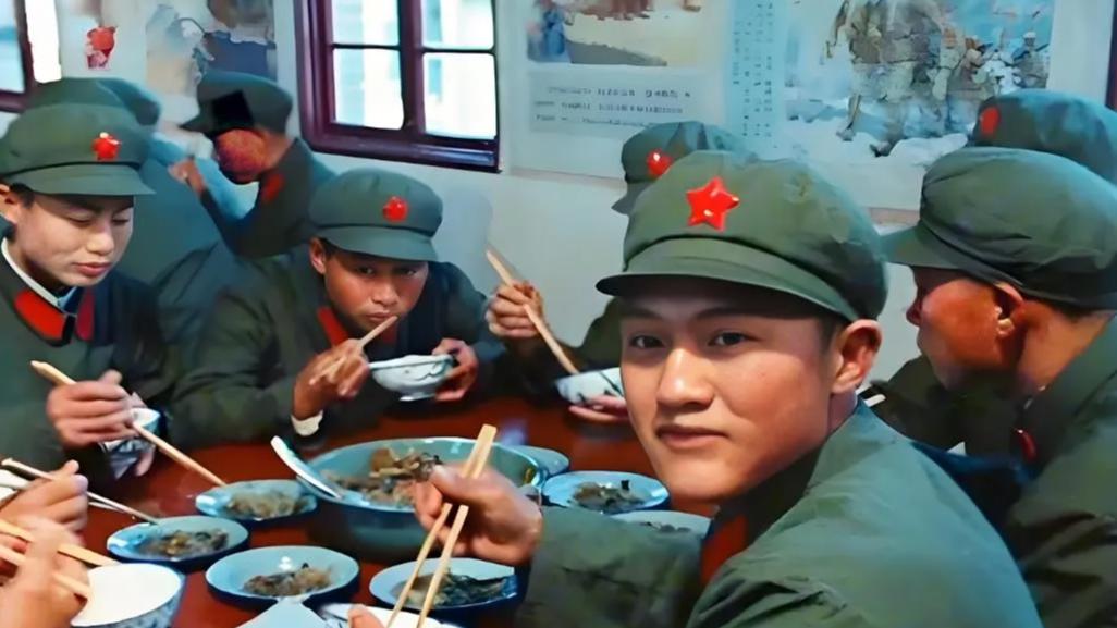 我73年入伍，当6年兵全部吃细粮，肉吃不完卖掉，工作也和其他部队不一样