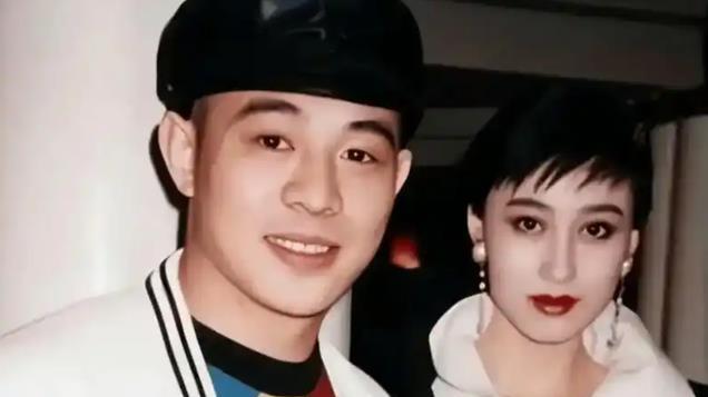 61岁李连杰和63岁利智近照曝光，难敌岁月，老成了难以想象的模样