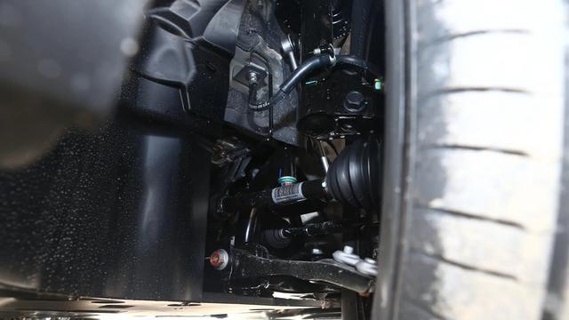 秦PLUS DM：10万级混动轿车，综合续航2055km