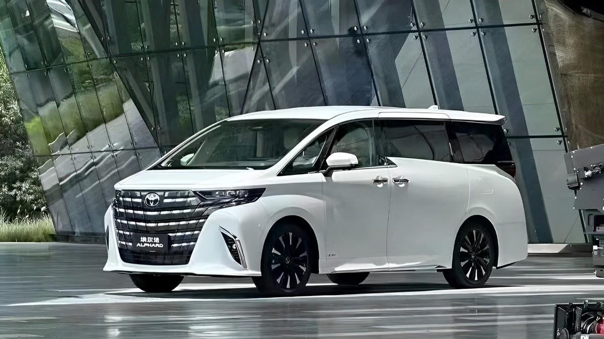 丰田埃尔法价格崩盘！加价不到3万就能提车？经销商快亏麻了