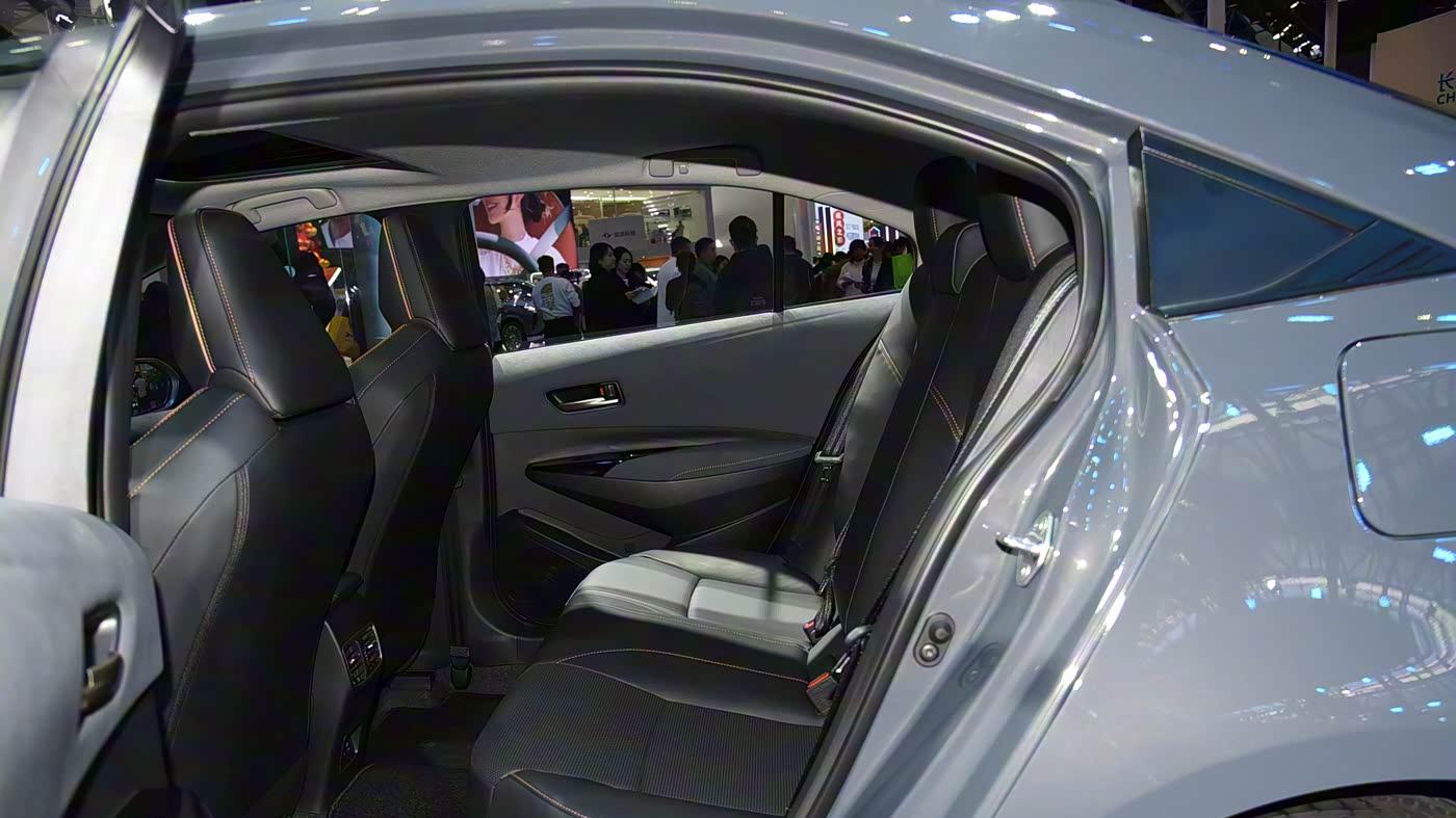 64色氛围灯/50瓦无线快充，新款丰田卡罗拉更多信息，12月21日上市