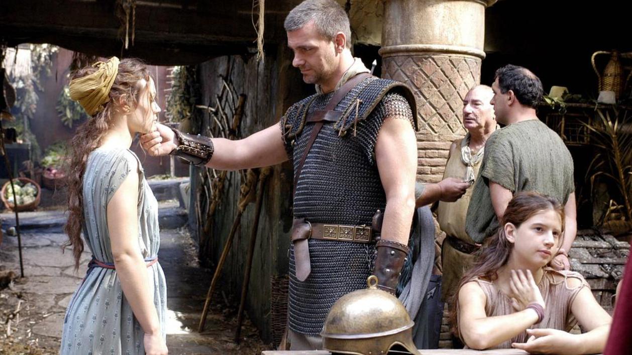 尺度不输《斯巴达克斯》，这部史诗美剧值得通宵去看