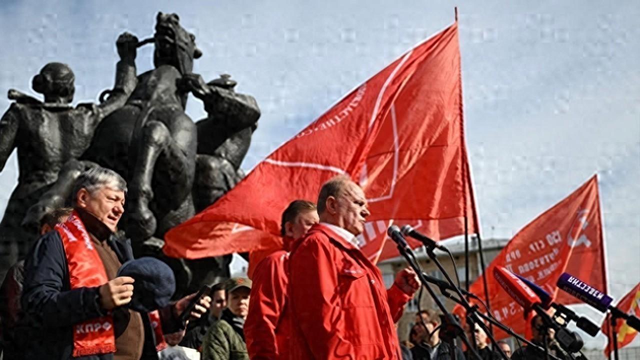 久加诺夫：一半俄罗斯人没有足够的钱生活，要国家计划和动员经济