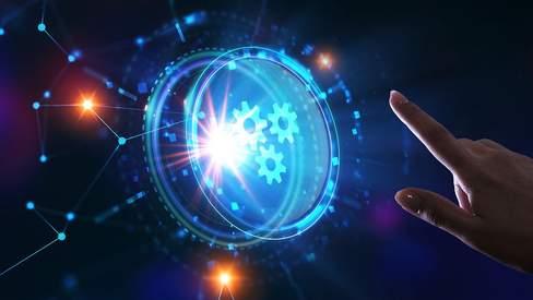 逻辑与诗意：宏方网络的软件构建之道