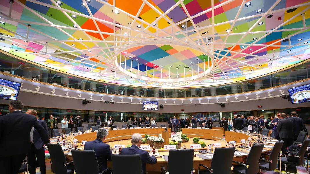 60名军官当场被斩！62650名士兵全部消灭，顾不上乌克兰了！俄罗斯打响另一条“战线”，这次真的输不