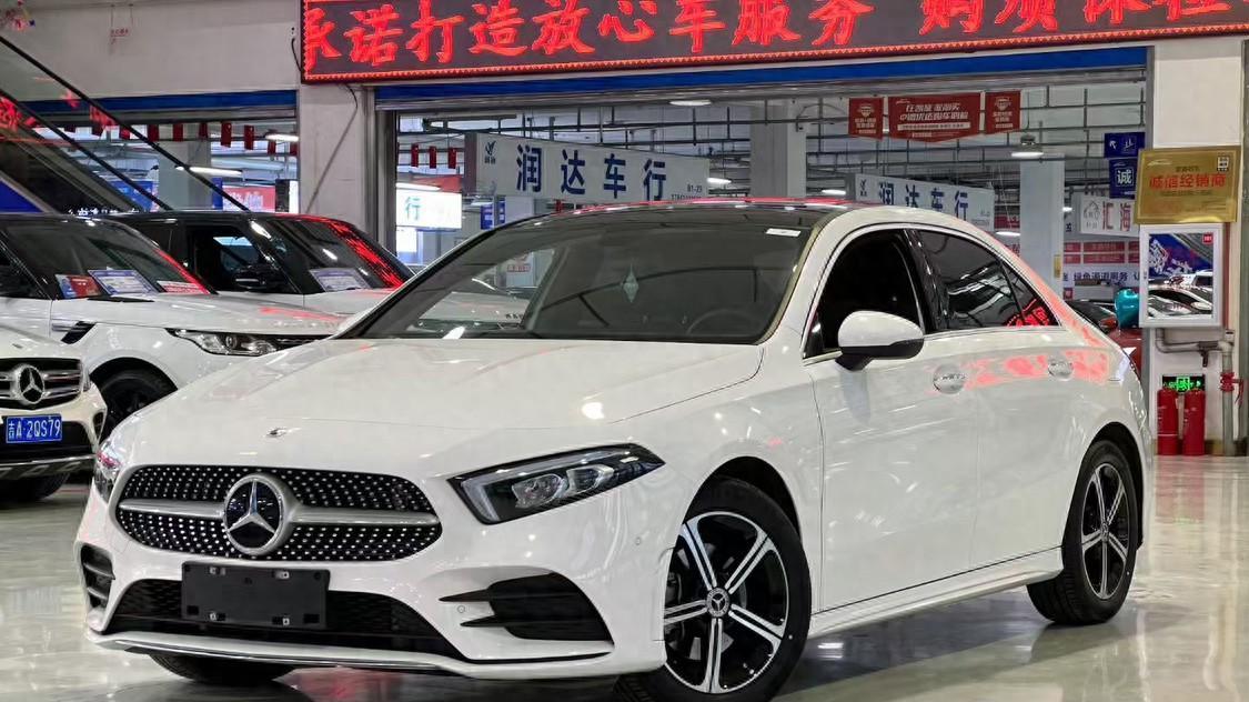 15万体验奔驰A级轿跑，2022款A200L时尚版值得入手吗？