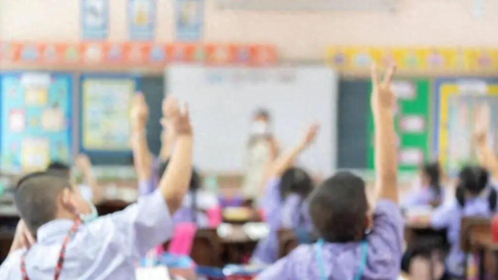 常和老师说3句话，老师自然多关照孩子，比“送礼”还管用