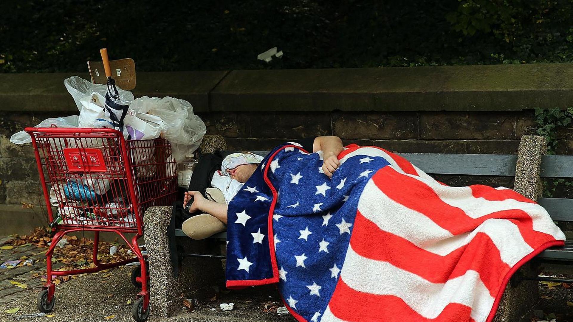 美媒摊牌：可怜的美国老百姓，活不起了，“小红书对账”是真的！