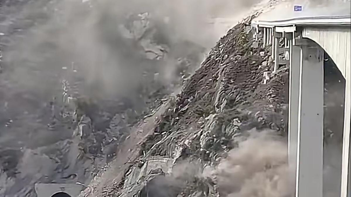 四川阿坝红旗大桥坍塌，天灾还是人祸？