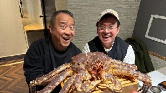 谭咏麟曾志伟日本奢华养老，患病暴瘦友情更深？骨灰同葬的承诺是真的吗？