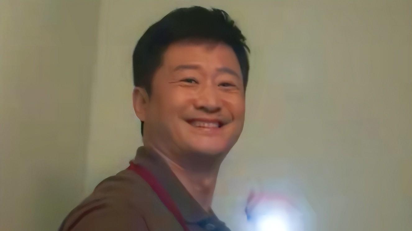 看了《再见，李可乐》，发现演技完全不能比较，优与劣一目了然