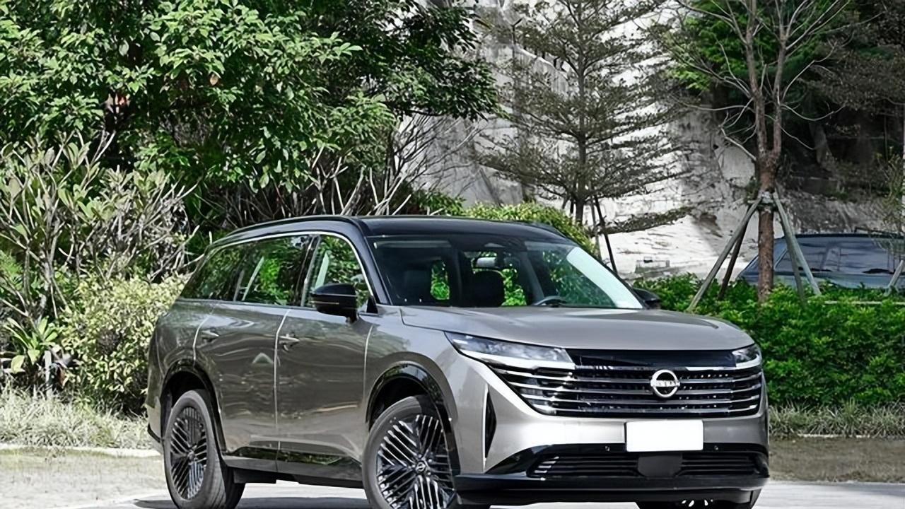 来晚了但诚意十足，日产探陆直降2.4万，搭2.0T+9AT，6-7座可选