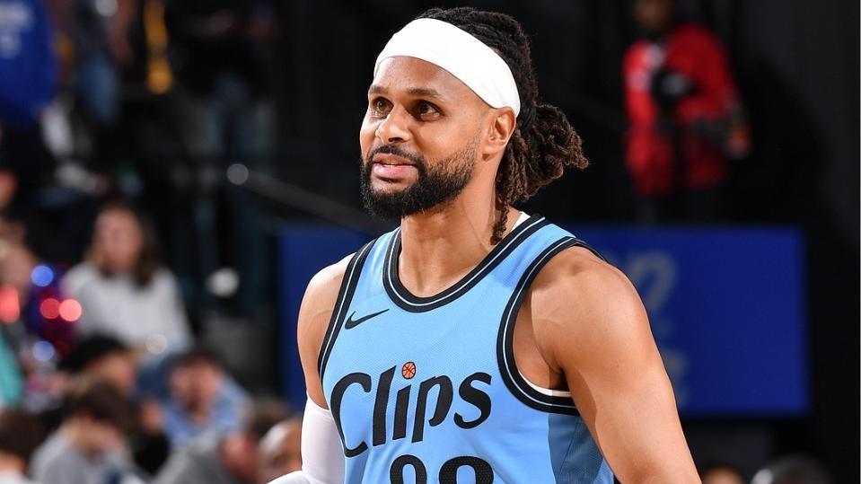 快船战胜篮网，伦纳德砍31分，篮网三巨头集体哑火