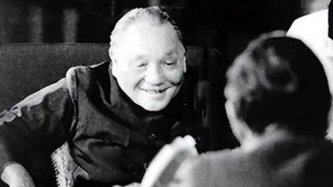 邓公曾被问到：毛主席若还在，会怎样看待改革开放？邓公霸气回应