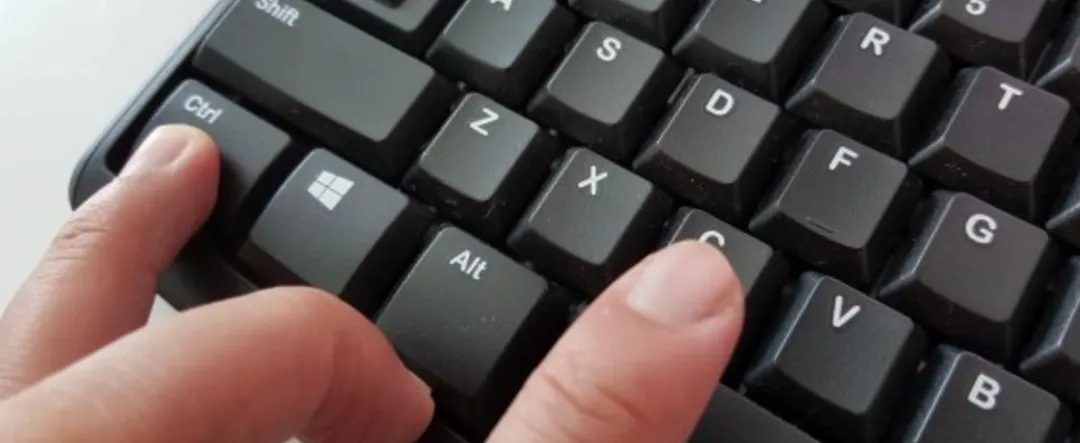 万科预亏超百亿，年年致歉的“结算节奏”到底是什么坑？