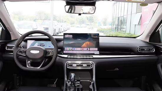 全新吉利帝豪开启预售 预售价7.79-9.49万