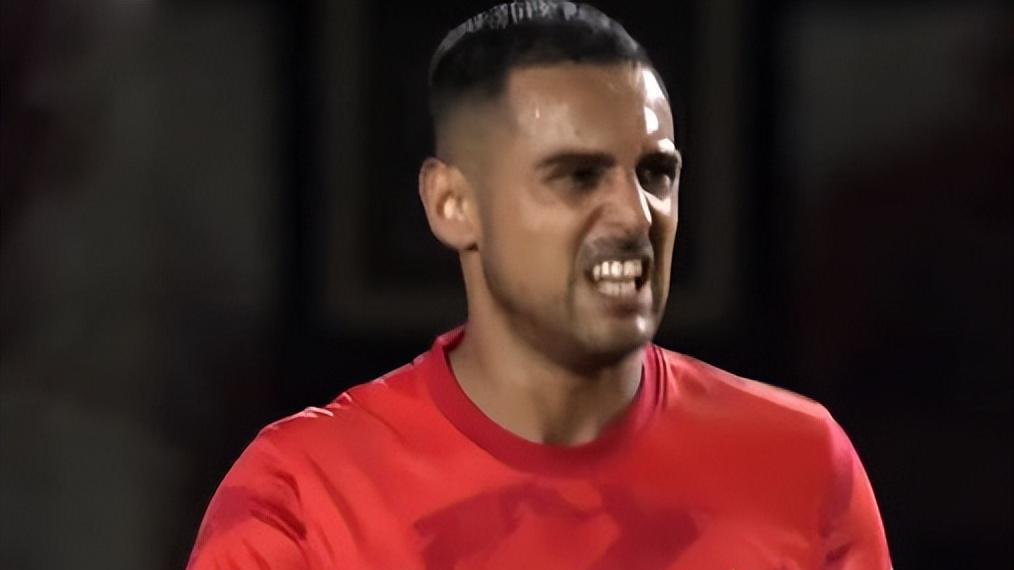 卫冕冠军上海海港客场挑战津门虎，3外援+当家锋霸古斯塔沃冲击3分，吾米提江 - 玉苏普坐镇后防线！