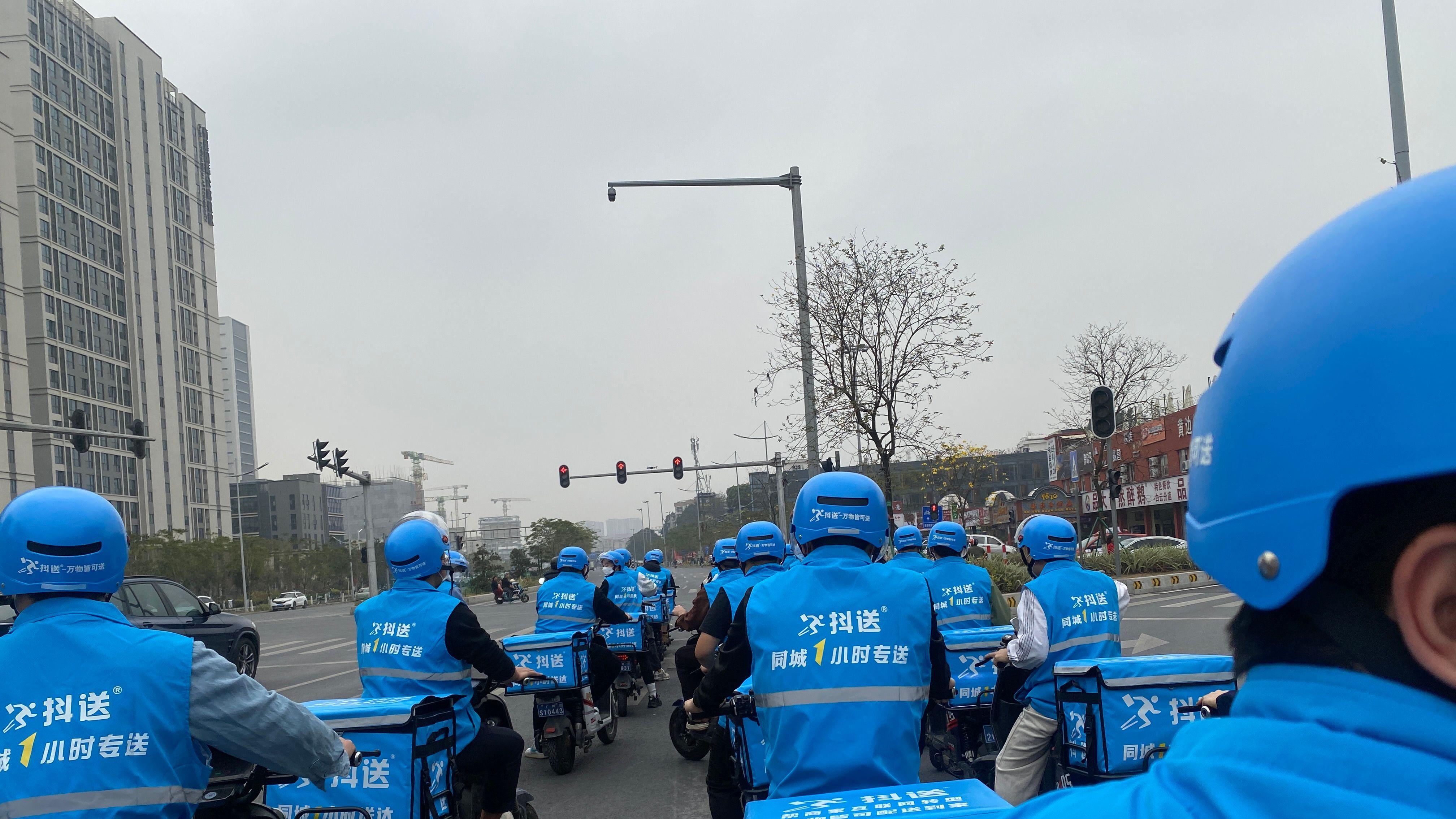 县域经济激活即时配送，抖送以覆盖能力拓展行业边界
