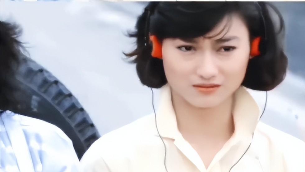 惠英红21岁获得影后，被外国人的情话误终身，至今未婚