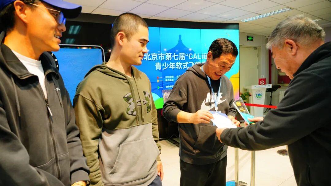 喜报！羊坊店第四小学荣获飞镖赛团体总分季军，多名学子斩获个人奖项