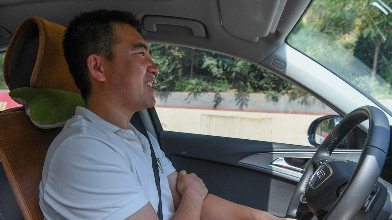 明明现在私家车越来越便宜，可大多数中年人却不愿买车？