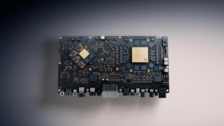 蔚来芯片大佬宣布离职，自研芯片之路增添变数？