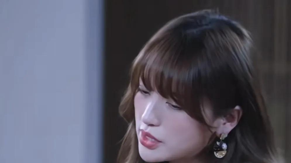 金莎的三首代表作，成了她如今最重要的“工作饭碗”