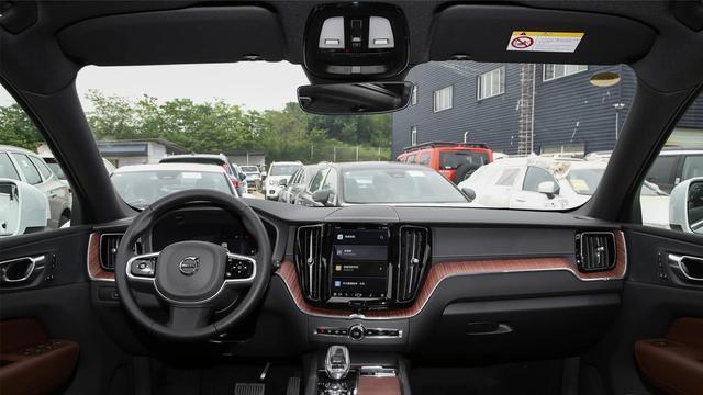 豪华SUV价格大跳水，2.0T配8AT加四驱，23万就能开回家