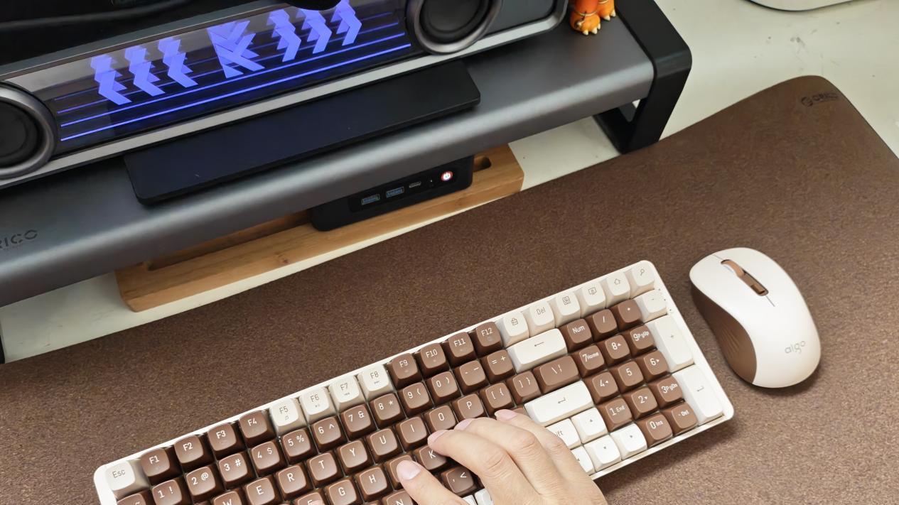 百元预算也能打造高效桌面？爱国者CK100键鼠套装给我惊喜