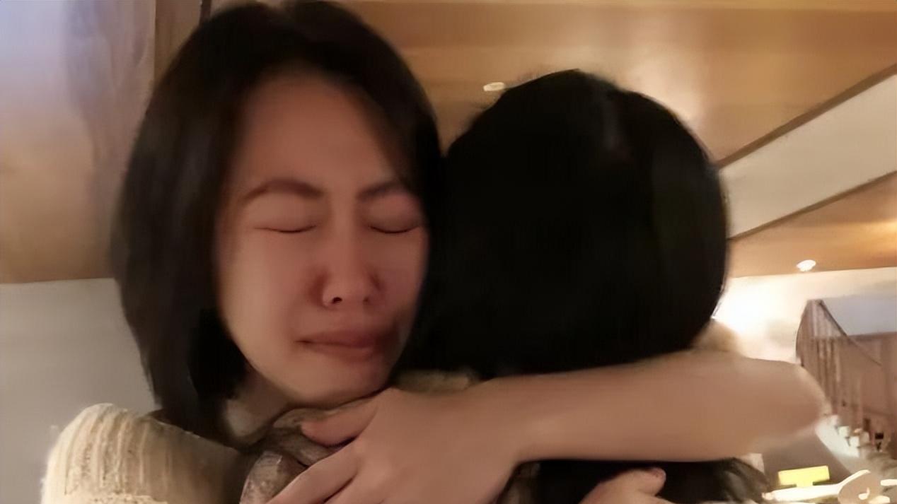小S韩国被偶遇状态令人担忧，全然没有了昔日的灵动活泼