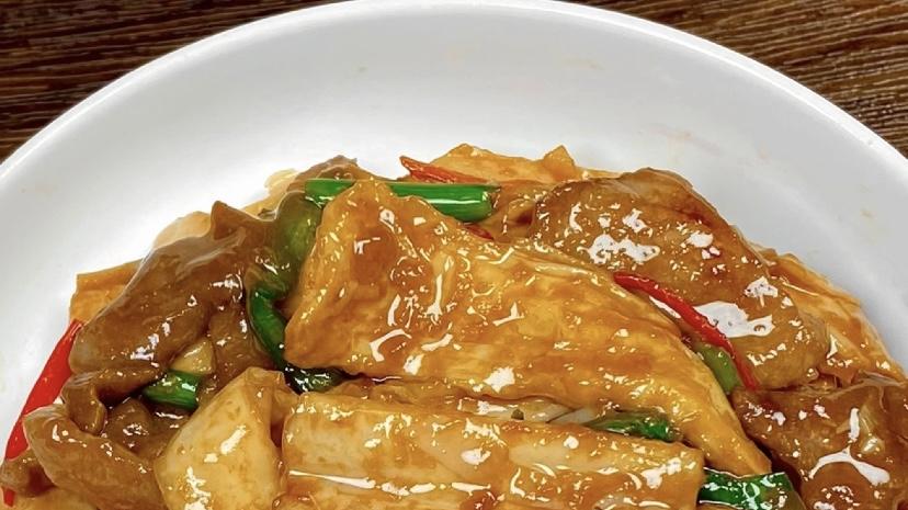 腐竹与瘦肉的“天作之合”：一道让你“嘎嘎下饭”的家常美味