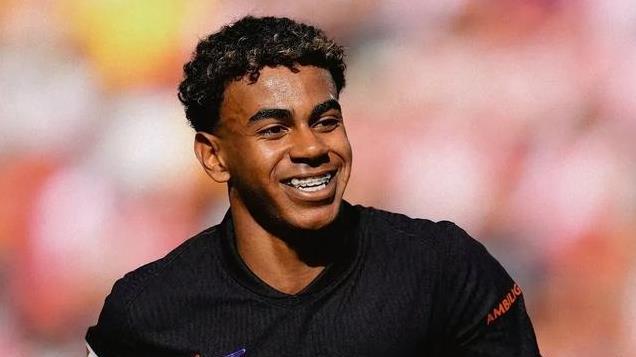 从光速下滑到迅速崛起，亚马尔做了这三件事，巴萨高层笑嗨了