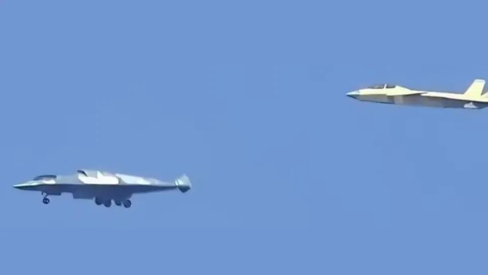 歼36独舞蓝天，中国航空梦再启新篇章，背后隐藏的秘密是什么