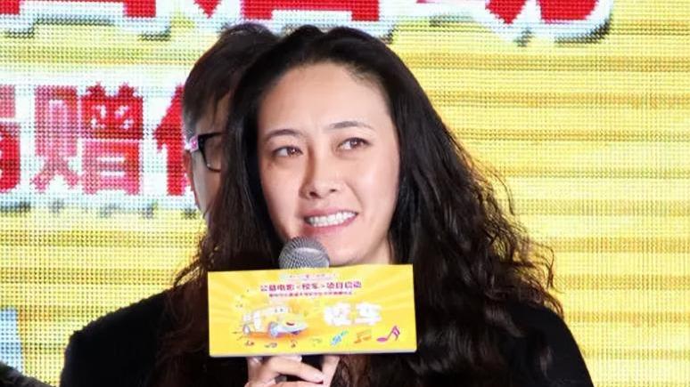 演员贾妮：爱情不是马拉松，跑错方向要及时调头