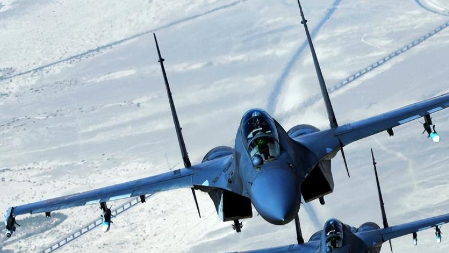 东海惊魂72分钟：日本战机越线挑衅背后的中美日暗战