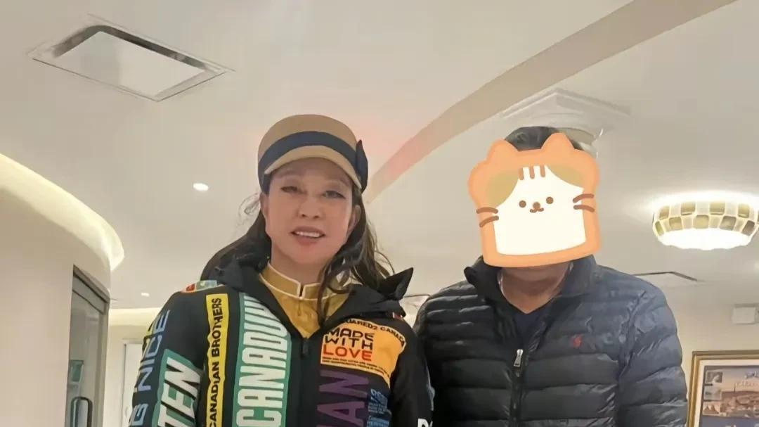 看到74岁的刘晓庆学驾照，我才明白当代大学生到底有多堕落！
