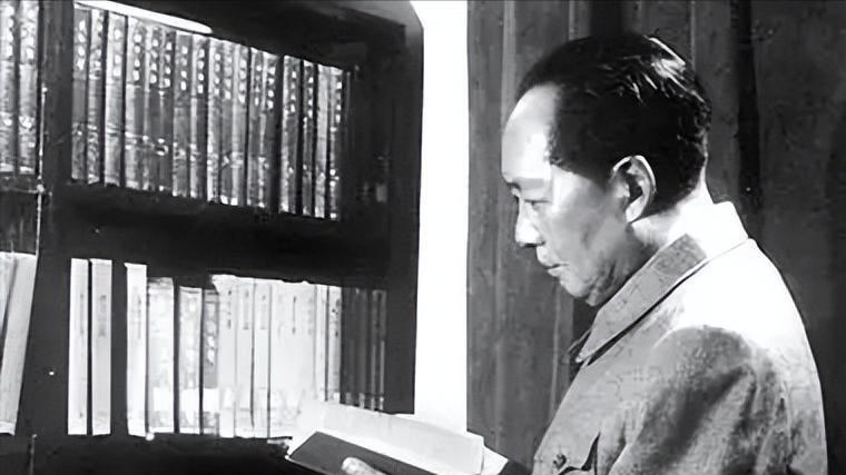 毛泽东的读书方法：苦读、善读、巧读