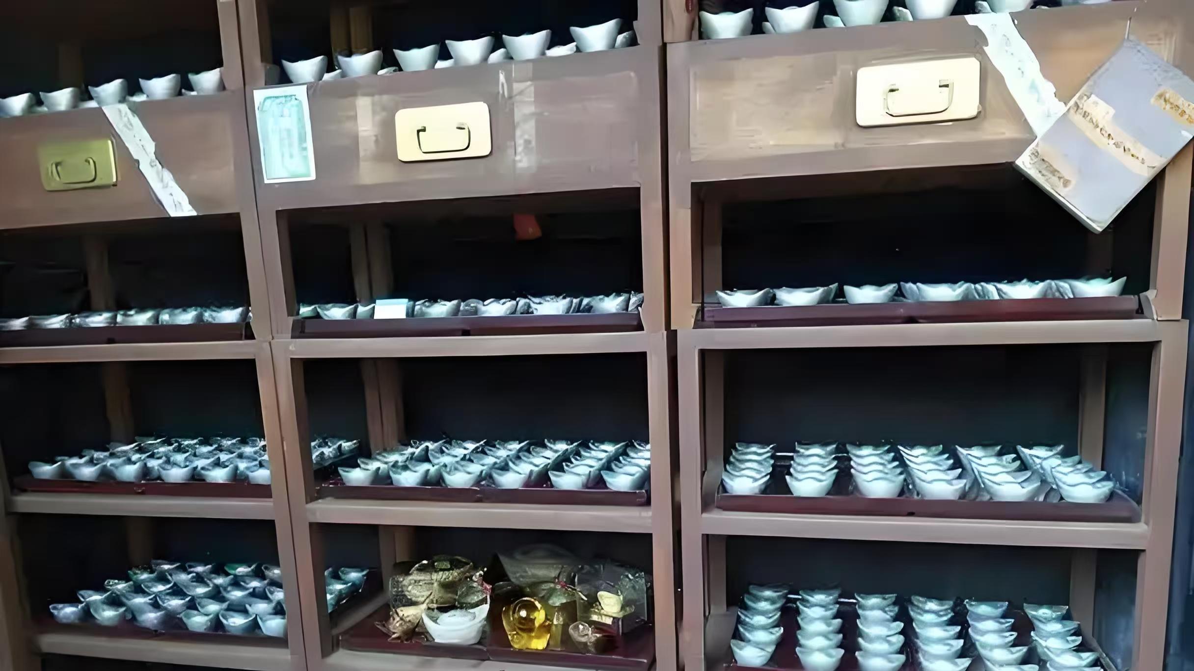 整个天下都是皇帝的，为什么皇帝还要成立内库、内务府之类的搞钱机构？