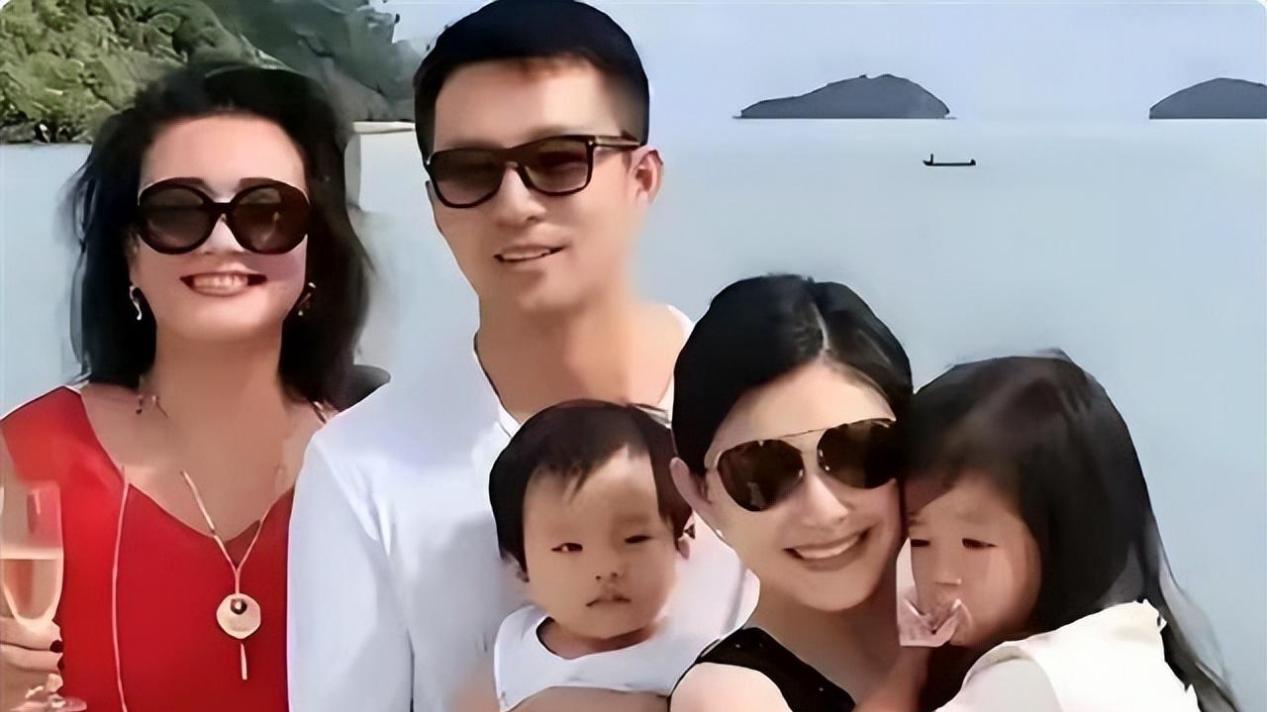 大S遗产分配处理完毕，具俊晔的“獠牙”要亮出来了？