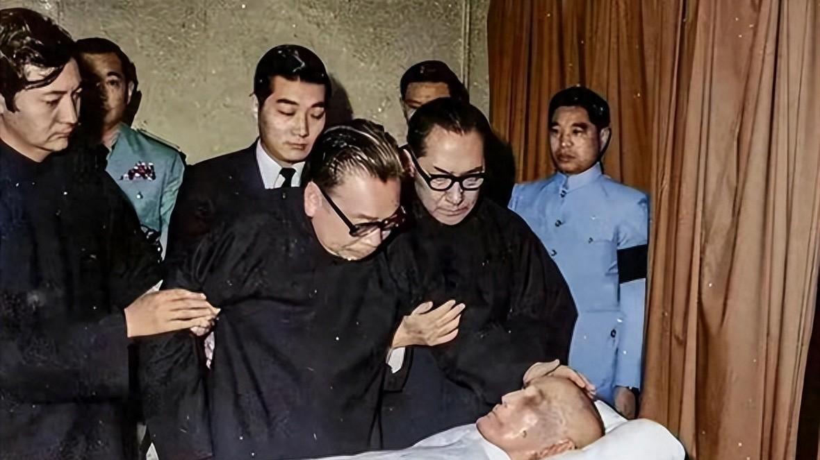 风雨飘摇半生情，恩怨纠葛五十载，最后的告别：张学良与蒋介石