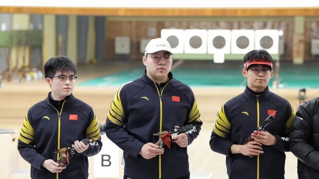 喜讯！长宁这两位“00后”小将在全国比赛中夺银→