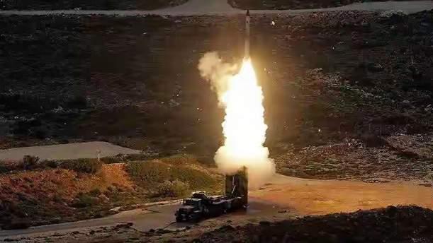 守卫苍穹的利剑：S-300到底能不能打？它的时代已远去，它仍在！