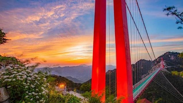 山东有15家5A级景区，涉及10个城市，还有6个城市，无缘5A级景区