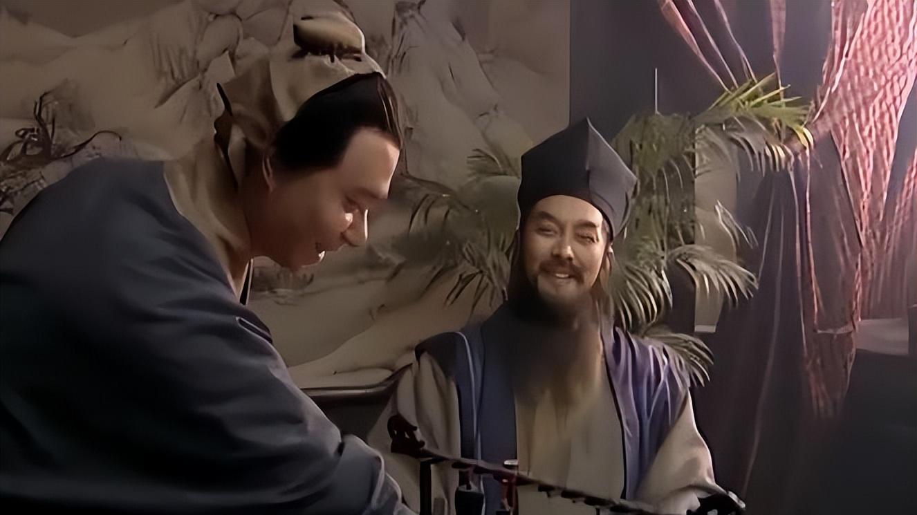 这个被《水浒传》称为奸臣的高俅，对苏轼及其家人颇好，这到底是为何？