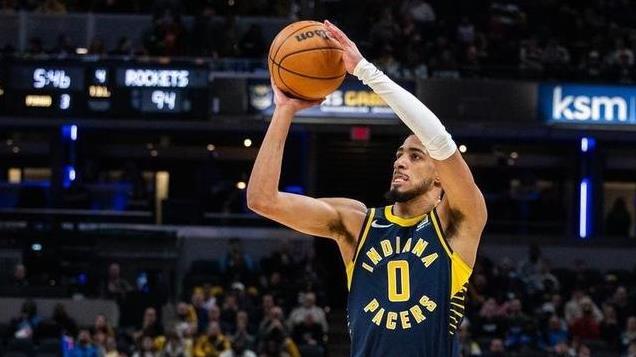 豪取7连胜！国王五虎101+37，5分险胜公牛，西部格局变了